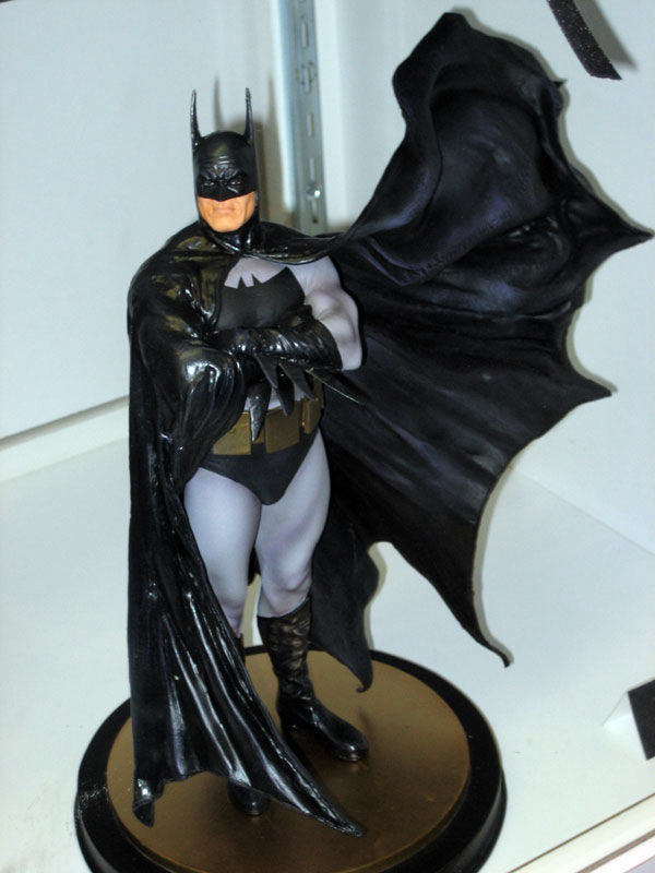 Alex Ross Batman Statue